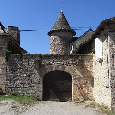 Chambres D'Hotes Du Hameau Les Brunes Bozouls Exterior foto
