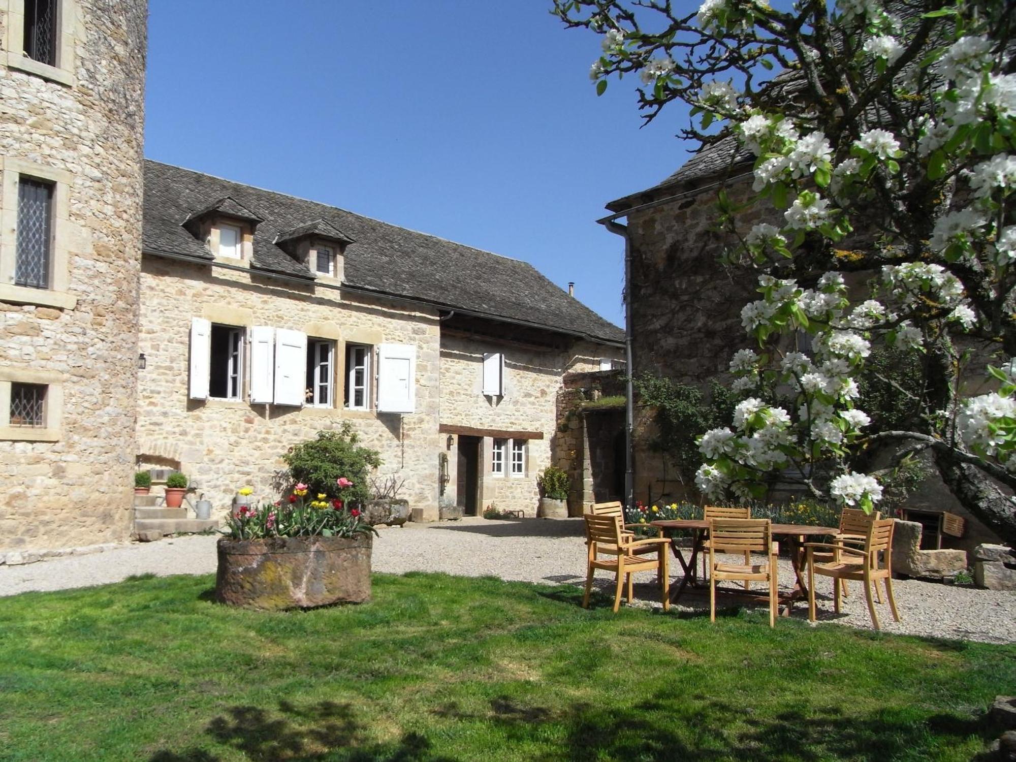 Chambres D'Hotes Du Hameau Les Brunes Bozouls Exterior foto